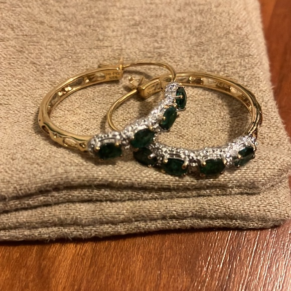￼ emerald green and gold hoops - Picture 4 of 4